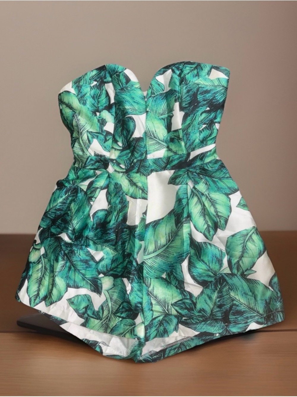 Palm leaf tropical sweetheart green strapless romper small EUC